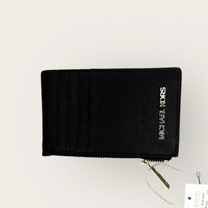 M I C H A E L  K O R S  W A L L E T
JET SET TRAVEL - MD TZ CARD CASE